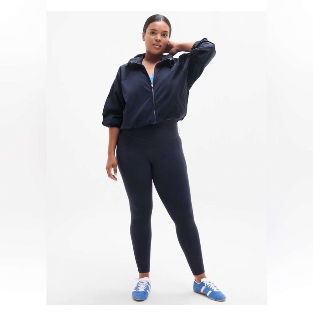 Athleta Salutation Stash Tight